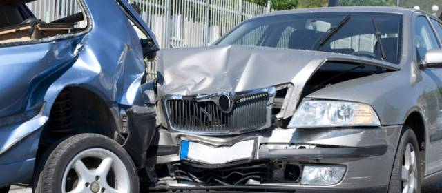 Consulta Gratuita en Español Cercas de Mí con Abogados de Accidentes y Choques de Autos y Carros en Long Beach California
